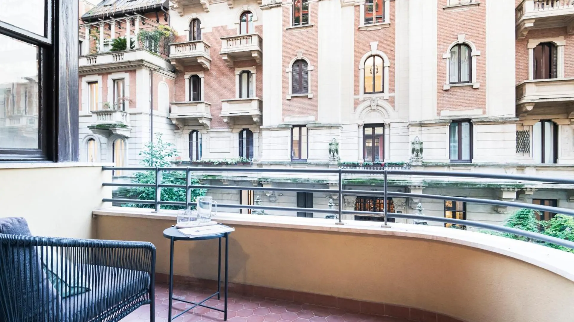 Easylife - Magnificent Splendid Apt Sant'Ambrogio ミラノ 0*,