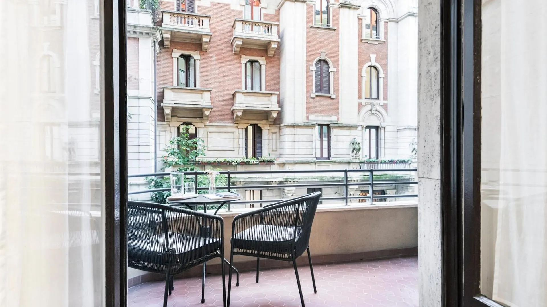 Easylife - Magnificent Splendid Apt Sant'Ambrogio ミラノ 0*,