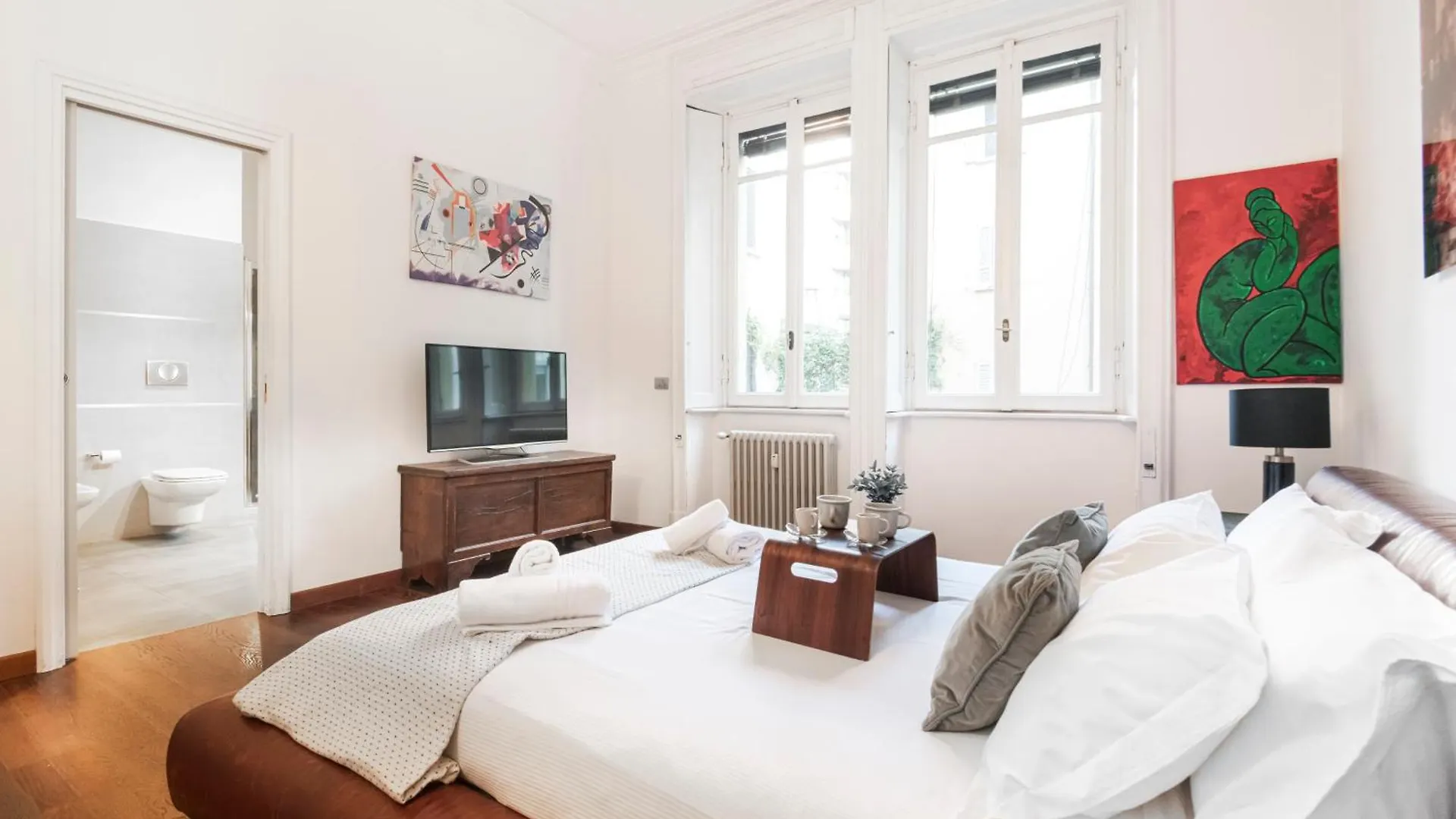 Easylife - Magnificent Splendid Apt Sant'Ambrogio ミラノ アパート
